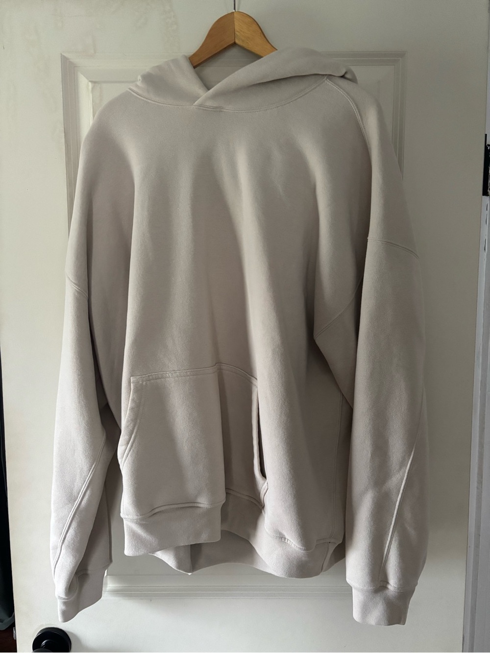 Abercrombie & Fitch Men's Crewneck Hoodie - Light Cream